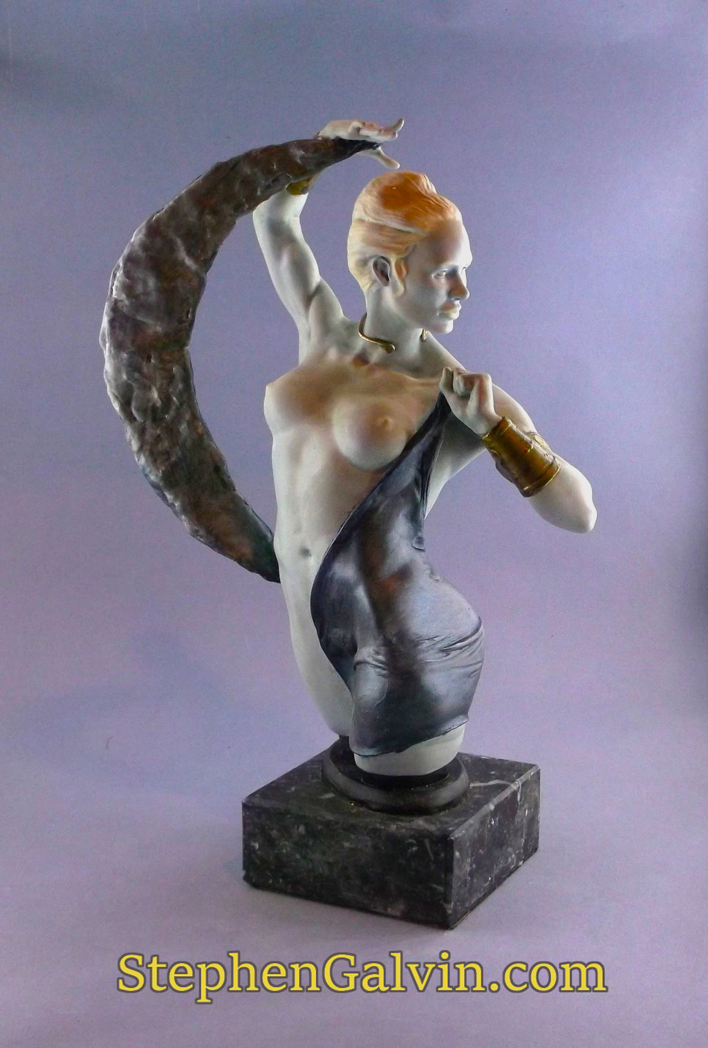 Rhiannon and the shawl of the moon