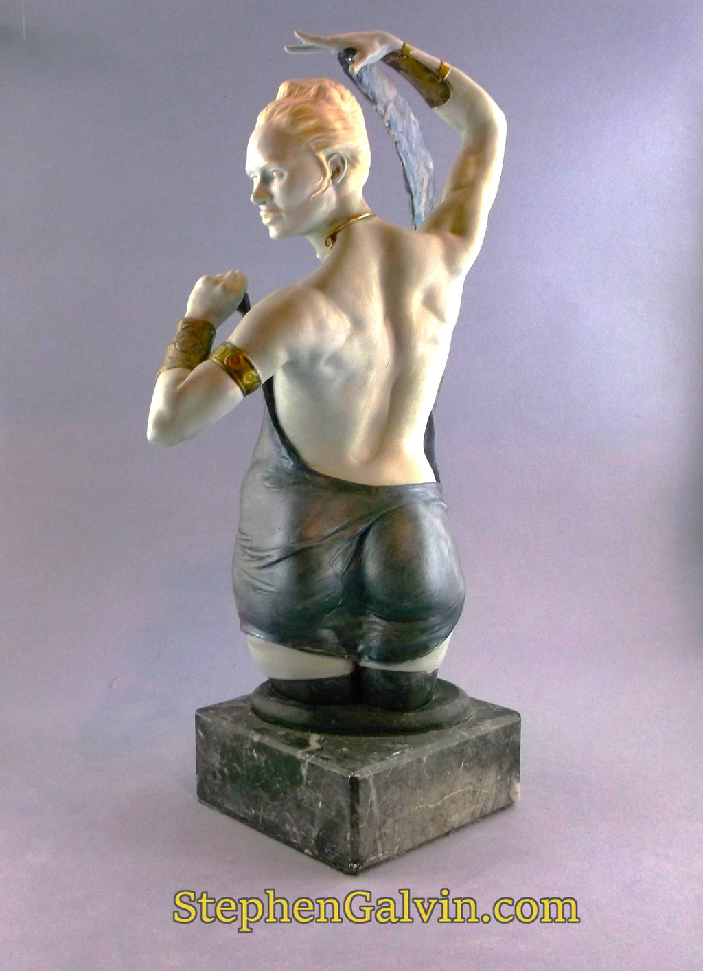 Rhiannon and the shawl of the moon